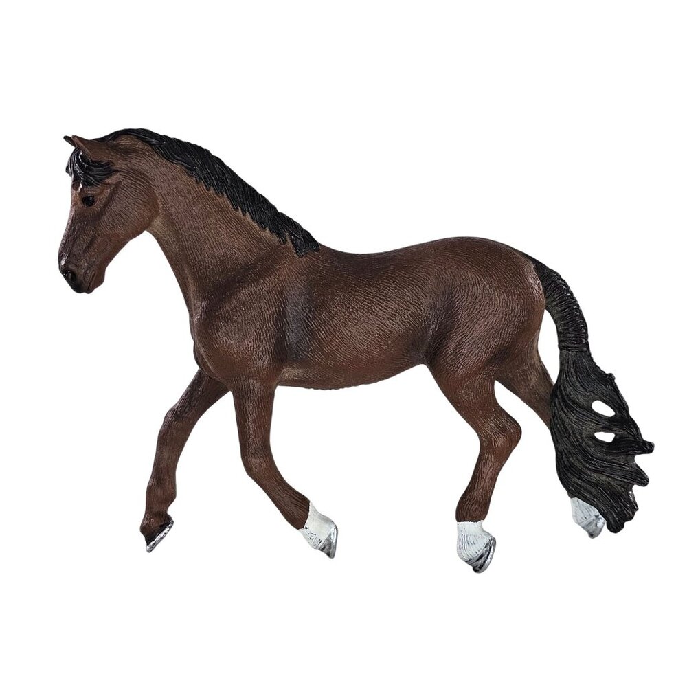 Schleich Trakehner Gelding Stallion Horse Figure Farm Animal #13909